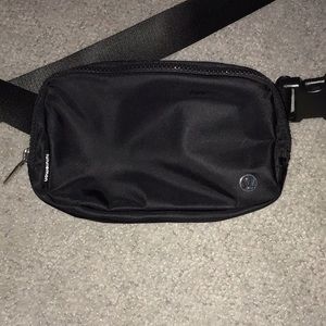 Black lululemon Fanny pack